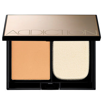 ADDICTION The Glow Powder Foundation - The Glow Powder Foundation / SPF22 / PA++ / Refill / 007 Warm Sand / 8g product bottle on white background