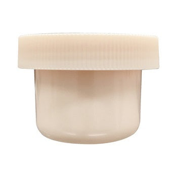 est Est the Cream TR Luxurious Plumping Moonflowers Background