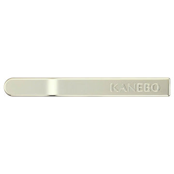KANEBO The Cream Foundation Radiant Coverage White Background