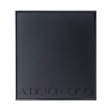 ADDICTION The Compact Case I Liquid Foundation Radiant Finish White Background