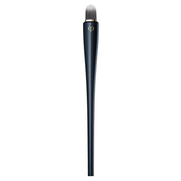 Cle de Peau Beaute Panso (Collection) n Brush Visual Professional Background