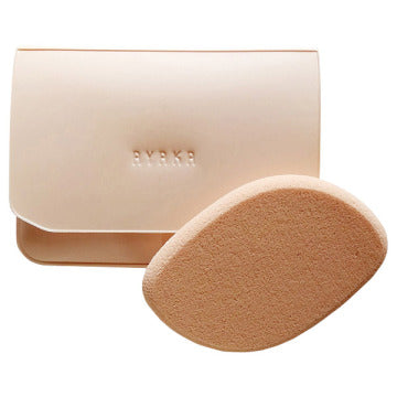 綾花 Bright Up Liquid Foundation Sponge Blending Tool White Background