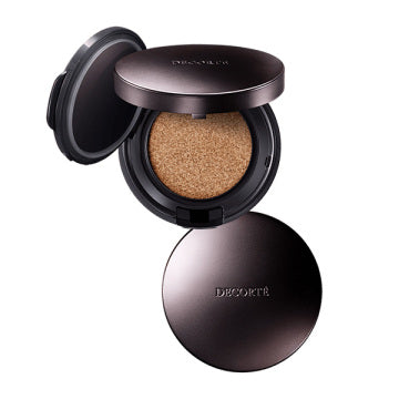 DECORTÉ Cushion Foundation Case - The Skin Cushion Foundation Fresh / refill only / 302 / 12g product bottle on white background