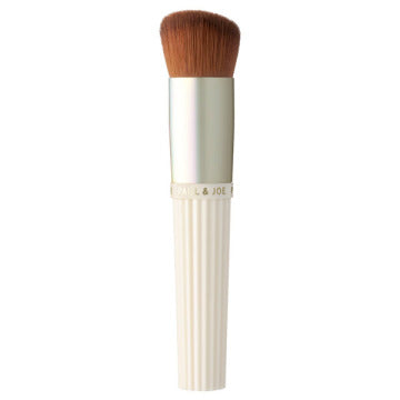Paul & Joe Foundation Brush Gel Application White Background