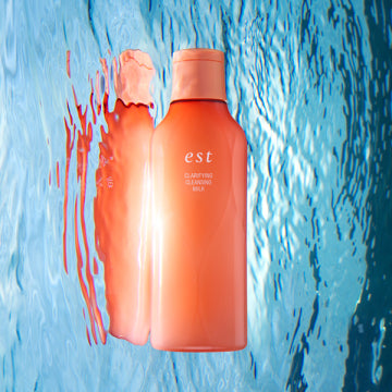est Clarifying Cleansing Milk Radiance-Boosting Formula White Background