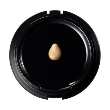 MiMC Mineral Liquid Refoundation Case - Mineral Liquid Foundation / SPF22 / PA++ / 102 Neutral product bottle on white background