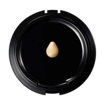 MiMC Mineral Liquid Refoundation Case - Mineral Liquid Foundation / SPF22 / PA++ / 101 Ivory product bottle on white background