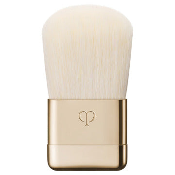 Cle de Peau Beaute Le Réveil du Clair Brush Precision Application White Background