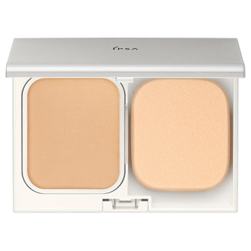 IPSA Powder Foundation - Powder Foundatione / SPF25 / PA++ / 001 / 7g product bottle on white background
