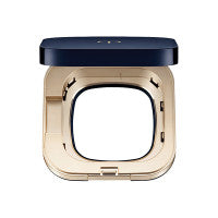 Cle de Peau Beaute Case (Cushion Eclat Lumine) - Case (Cushion Eclat Lumine) / full product with container product bottle on white background