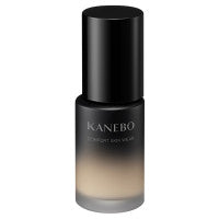 KANEBO Comfort Skin Wear - Comfort Skin Wear / SPF25 / PA+++ / full product with container / Ochre B / 30ml / Fruity Floral product bottle on white background