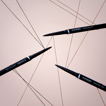 KANEBO Shadow Gel Liner Precision Application White Background