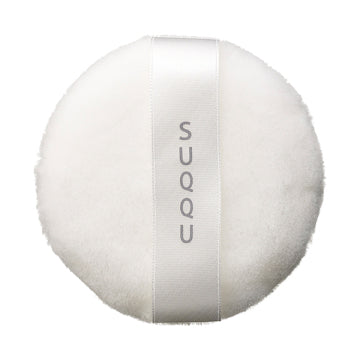 SUQQU The Loose Powder Puff Application Tool White Background