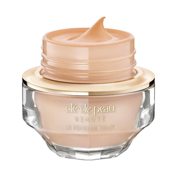 Cle de Peau Beaute The Foundation N Radiant Finish Product Shot
