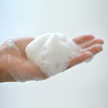 資生堂 Bone Cake (Crystal Purple) product packaging on clean white background