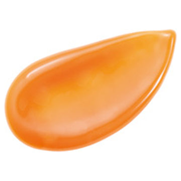 HACCI Moist Lip Essence BEE KISS Nourishing Lip Treatment White Background