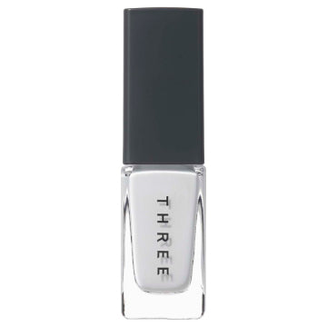 THREE Nail Lacquer - Nail Lacquer / 10 PALE SHELTER / 7mL - 7ml product packaging