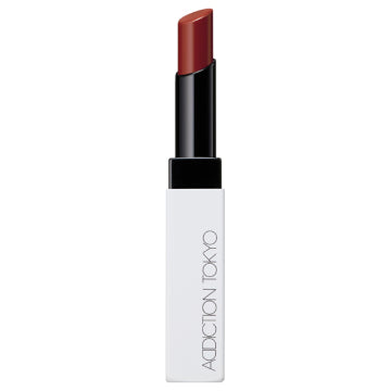 ADDICTION The Lip Balm Soft Matte "Silent Serenity" - The Lip Balm Soft Matte / 004 Wine O'clock / 2g / Vanilla Mint Scent swatch on lips