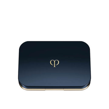 Cle de Peau Beaute Case Radiant Finish White Background