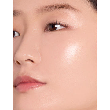 naturaglace Makeup Cream Moist Skincare Base Effect White Background