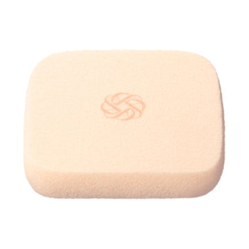 DECORTÉ Zen Wear Powder Foundation Case Weightless Finish White Background