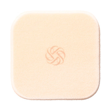 DECORTÉ Zen Wear Powder Foundation Case Weightless Finish White Background