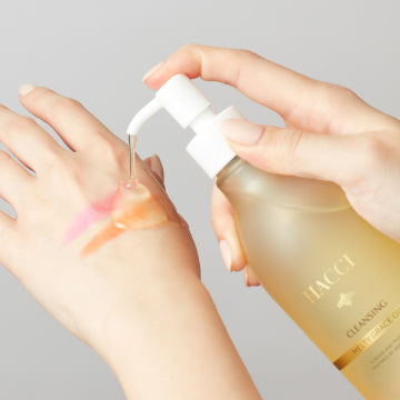 HACCI Melty Grace Oil Cleansing Nourishing Formula White Background
