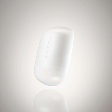 SUQQU Glowing Balm product packaging on clean white background