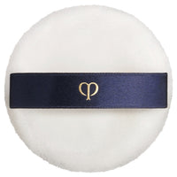 Cle de Peau Beaute Poudre Transparente n M - Puff (Poudre Transparent N M) / full product with container product packaging