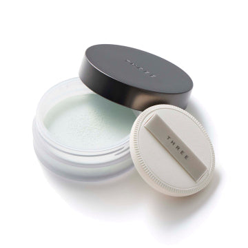 THREE Advanced Serial Smooth Operator Loose Powder Translucent Finish Product Shot